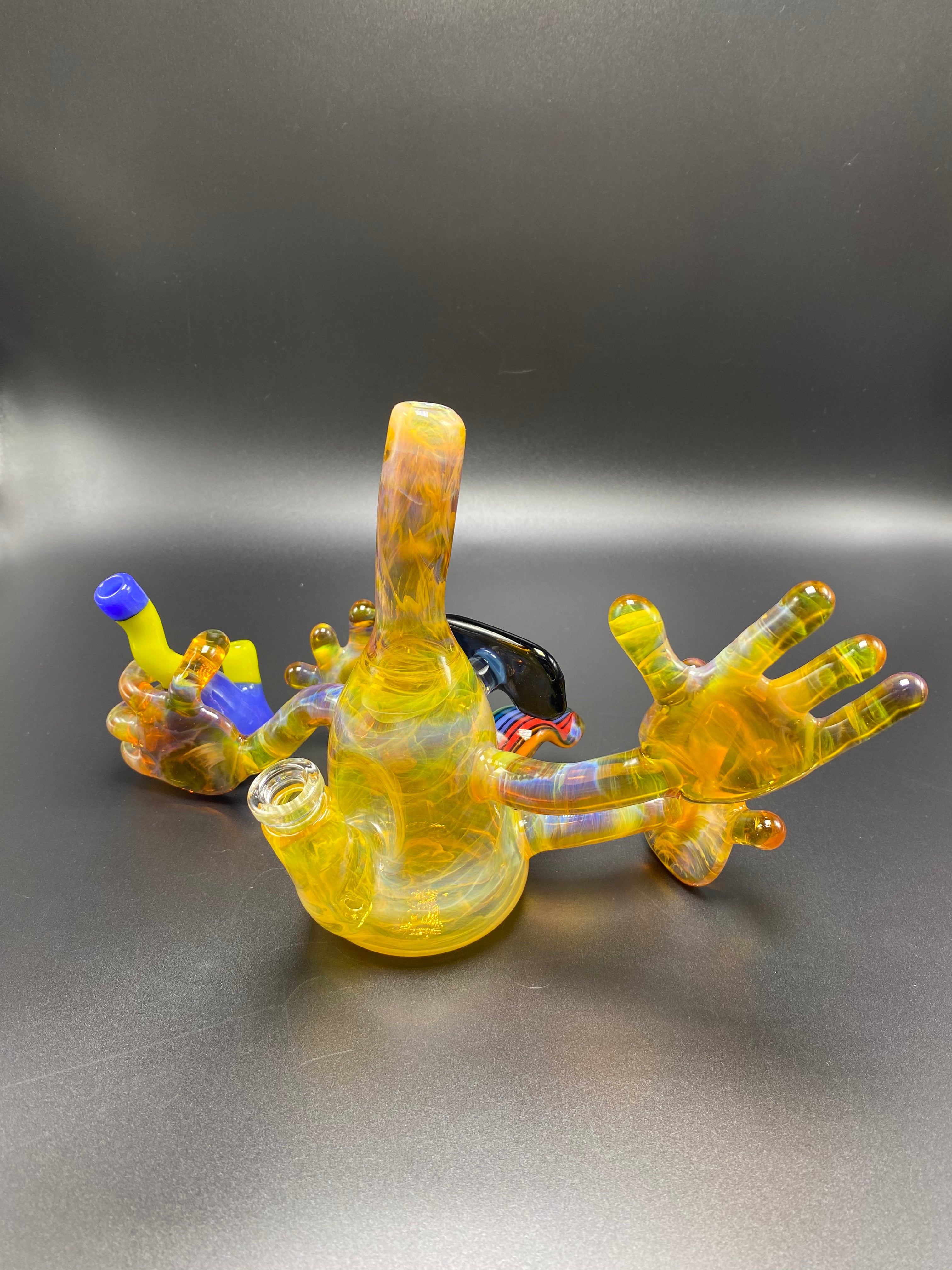 Glass Circus / Sandy Motion
