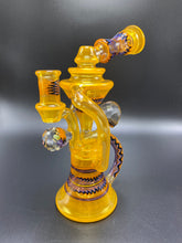 Load image into Gallery viewer, Distortion Glass / Tangie Floating Recycler
